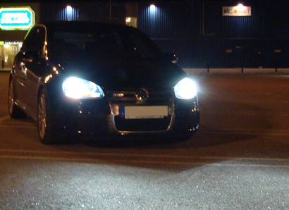VWGolfR32_02