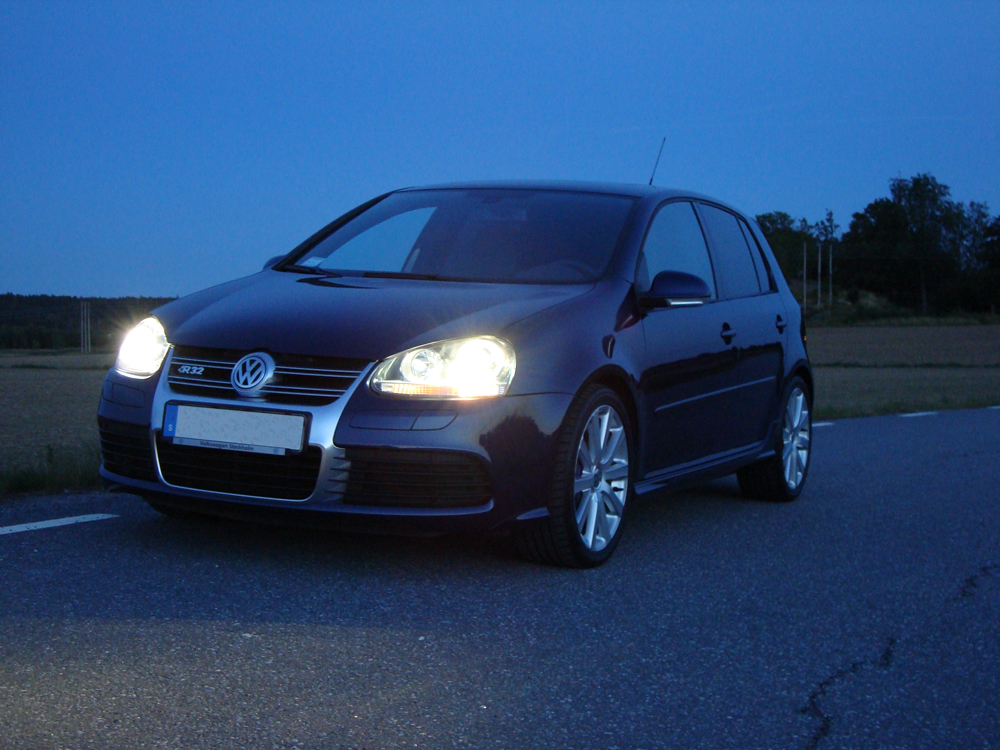 VWGolfR32_04