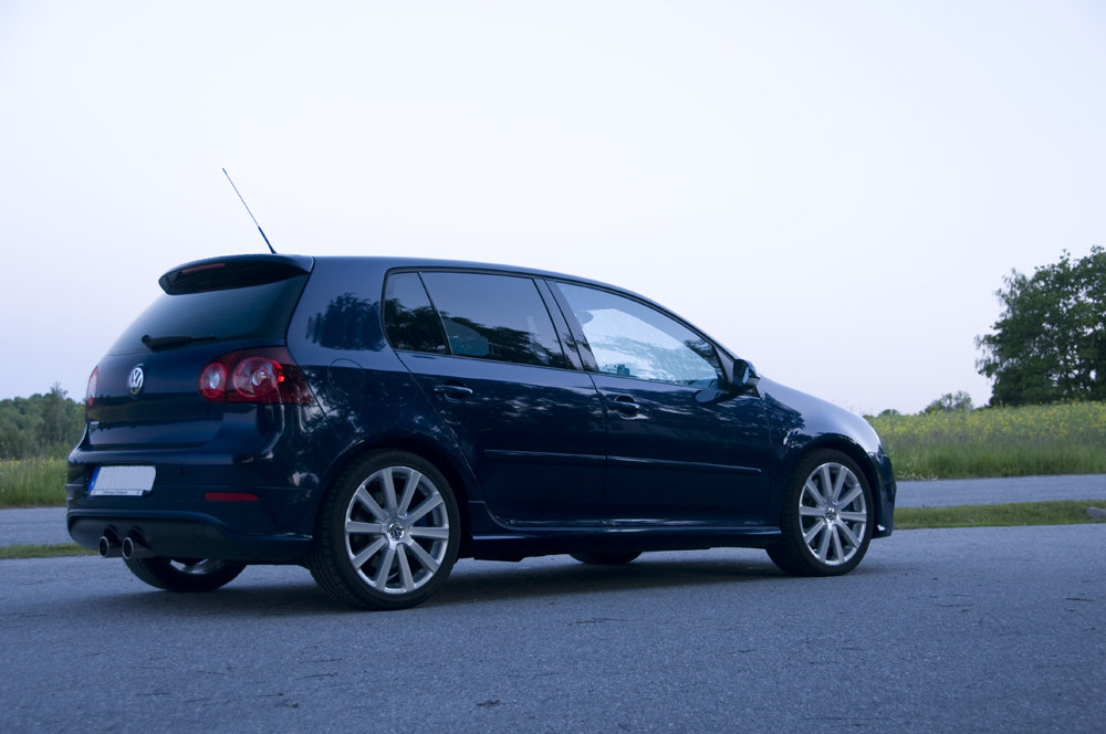 VWGolfR32_05