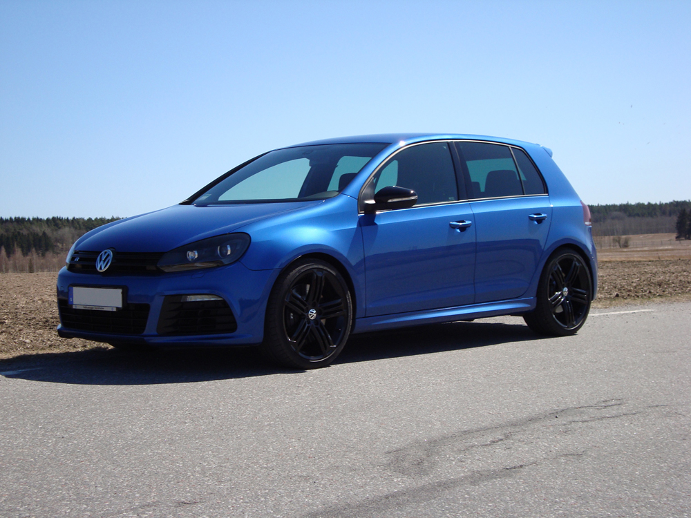 VWGolfR_02