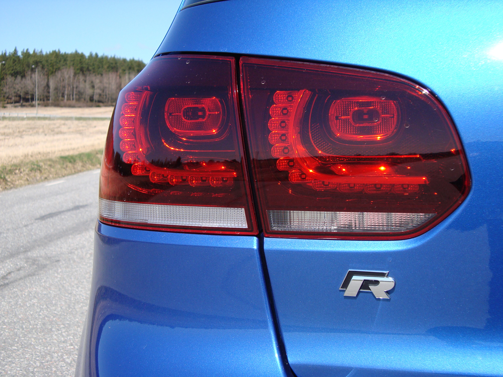 VWGolfR_04